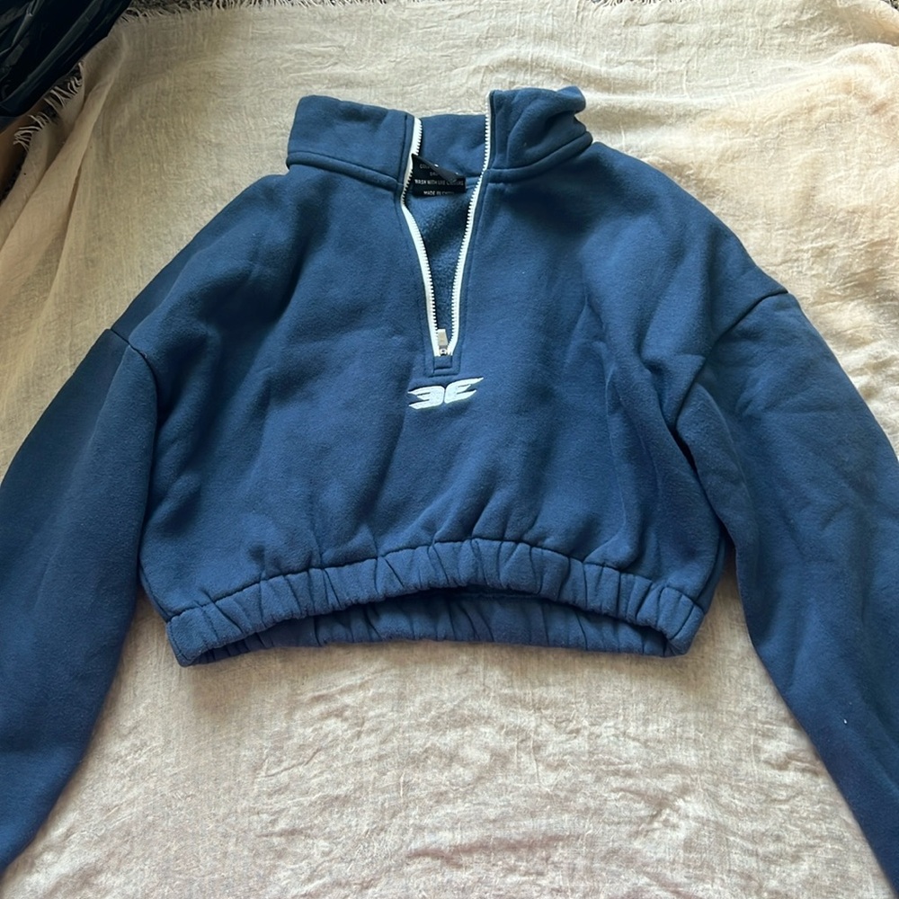 Elite Eleven blue cropped sweatshirt